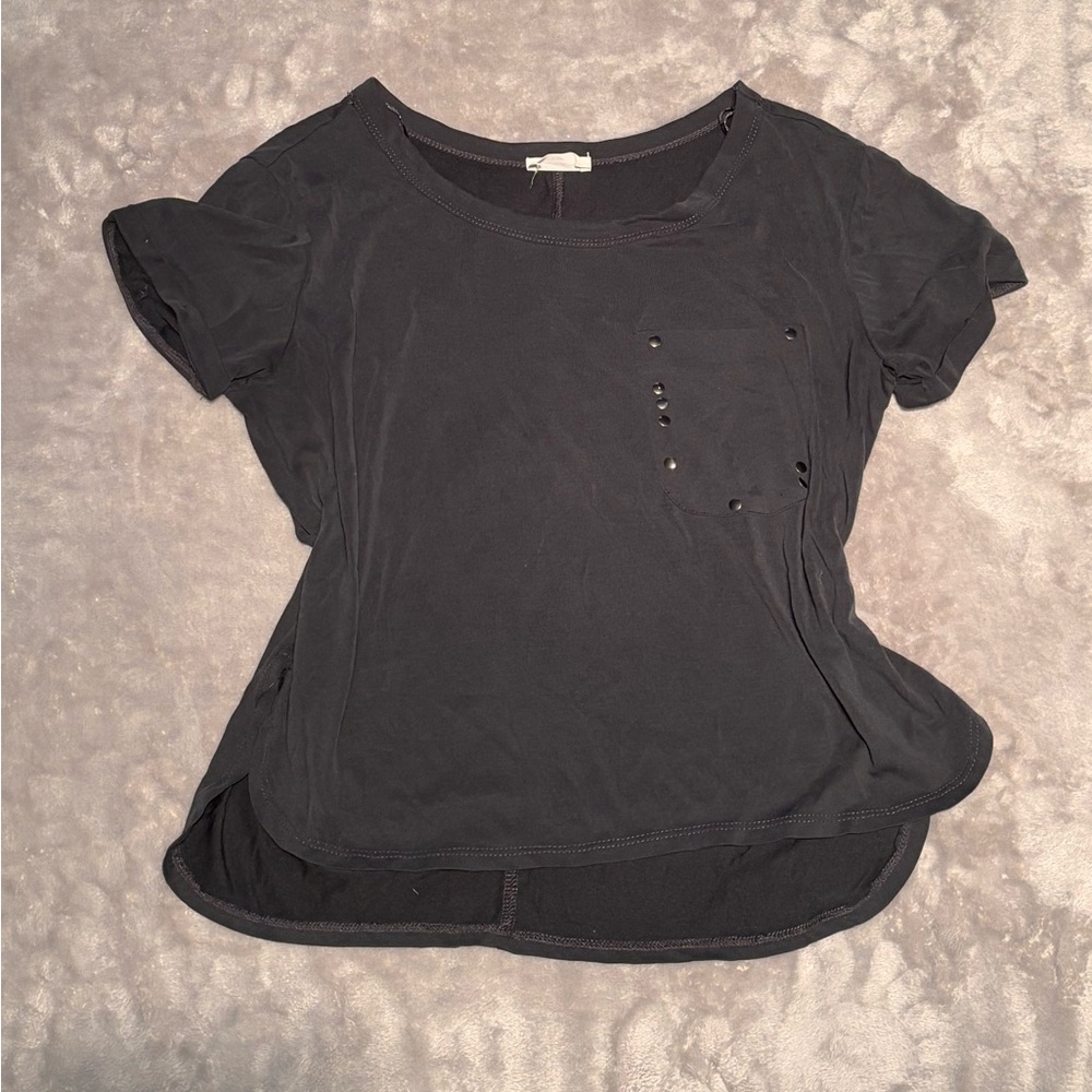 Super cute matte black top with metal details